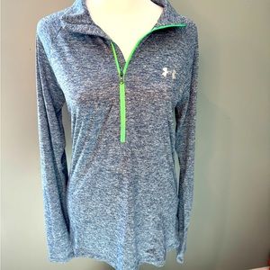 Women’s denim blue Under Armor long sleeve polyester workout shirt size medium